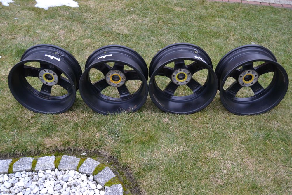 Felgi alu Toyota Rav 4 17cali 5x114,3 et38 ładne komplet rav4 Dezent