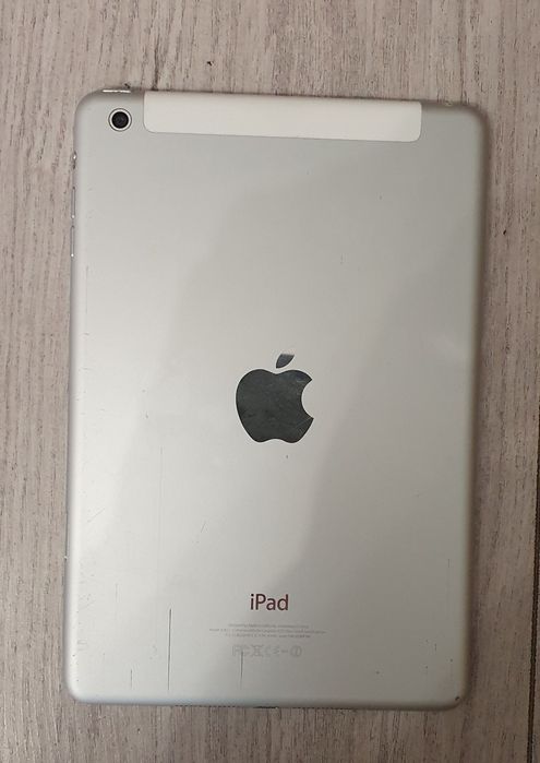 Apple iPad mini WiFi+Cellular 16GB Biało-srebrny MD543

Apple iPad min