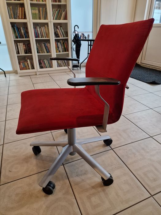 Krzesło obracane biurowe na kółkach