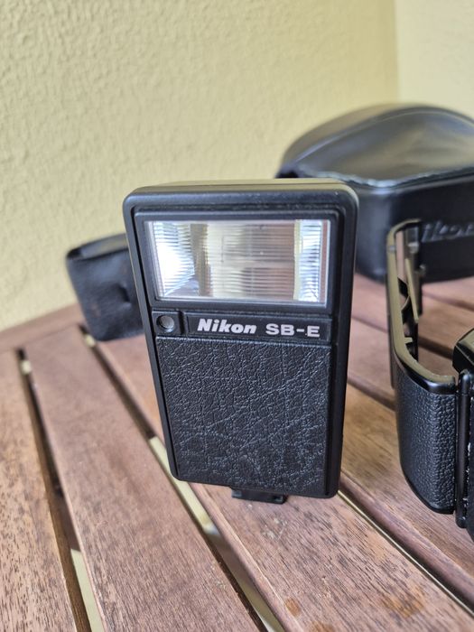 Maquina Fotográfica Analógica Nikon EM 35mm