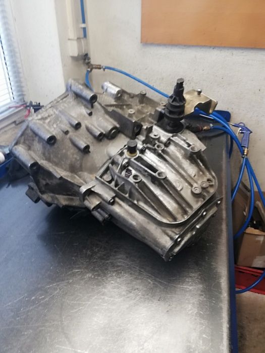 Naprawa regeneracja sprzedaż skrzyń biegów manualnych