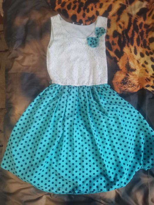 Продам сукні жіночі 46