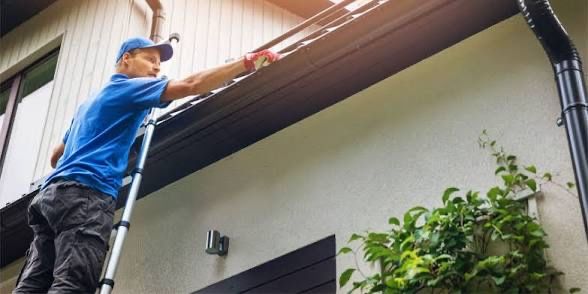 Czyszczenie Wymiana Rynien Uslugi Na Wysokości Podnosnik Koszowy Całe Pomorskie Kaszuby Trójmiasto Malbork Sztum Kwidzyn Stegna Sztutowo Krynica