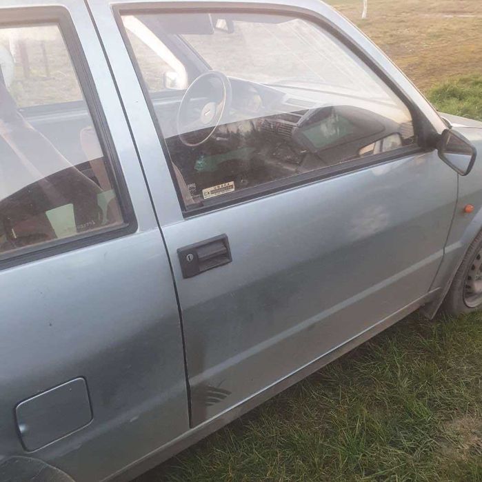 Fiat Cinquecento 700 polski gaźnik, kod lakieru 652 F na części