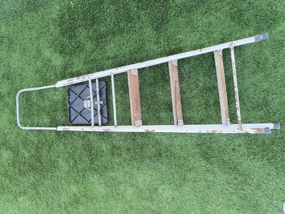 Escadote 160cm - 3 unidades metal