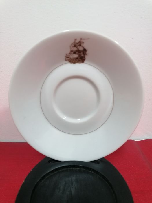 Chávena de café dos Cafés Nescafé, em porcelana fina SPAL