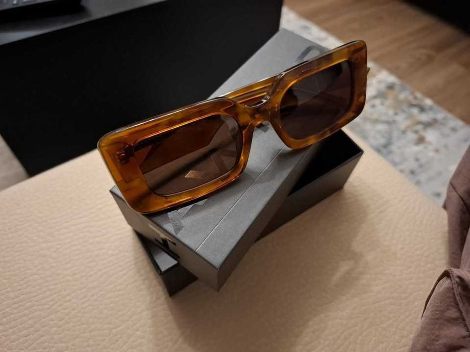 Óculos de sol marca Hawkers