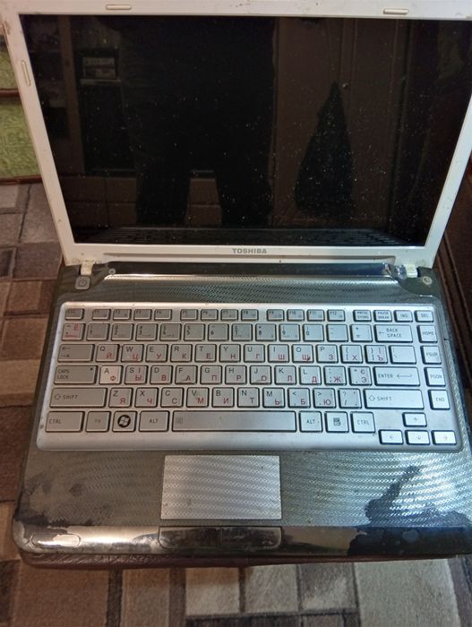 Нноутбук тошиба рабочий
