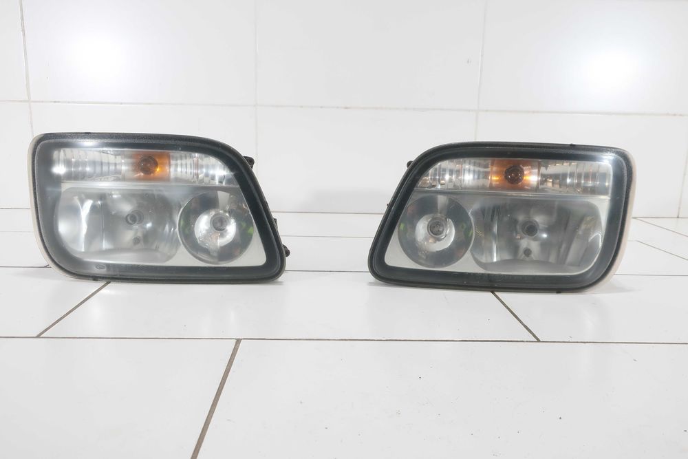 Lampa Lampy Przód Przednie  h7 Mercedes Actros MP3
