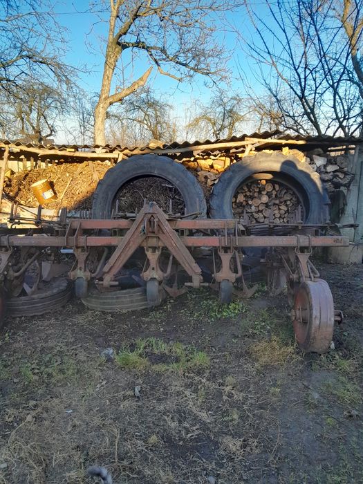 Продам культиватор 3м, вінтовий дровокол, сучкоріз до трактора