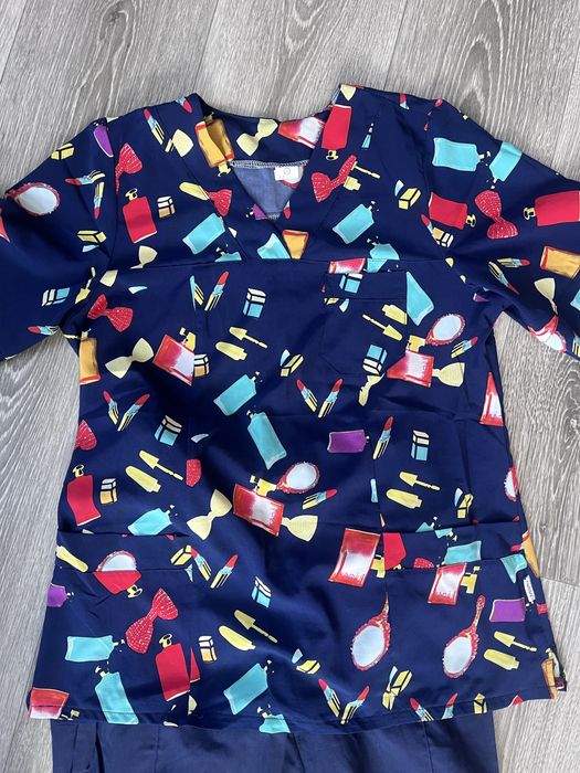 Продам медичний костюм