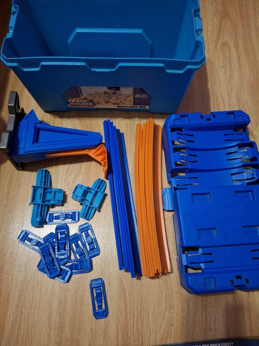 Трасса Hot Wheels