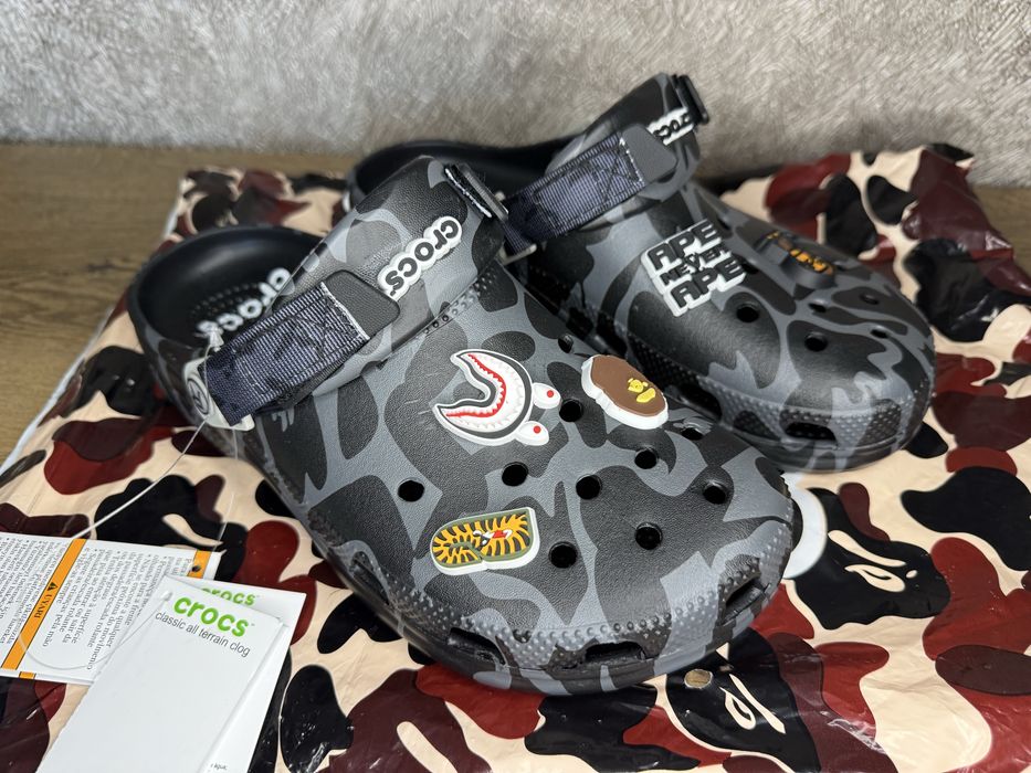 Кросы маквин с бирками Crocs бейп bape камфляж Крокси тапки крокси  Clog Lightning  40 розмір