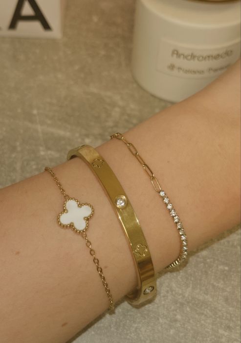 Стильні прикраси