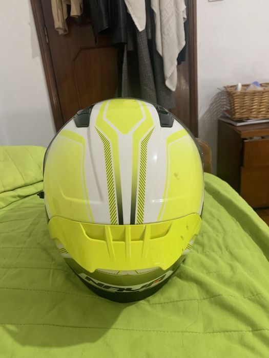 Capacete nava usado em ótimos estados
