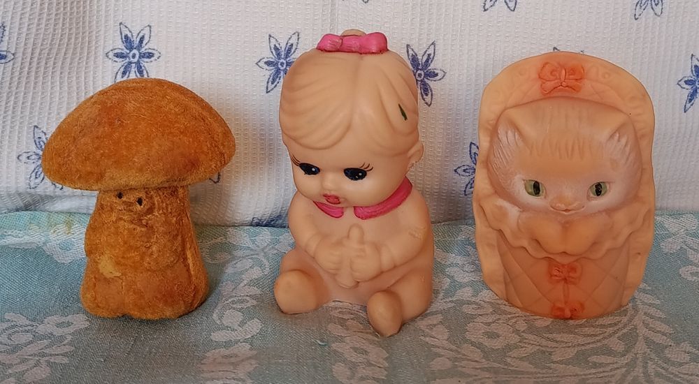 Резиновые куклы, игрушки времён СССР