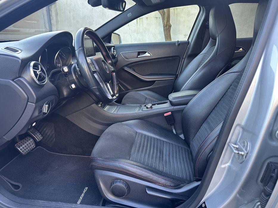 Mercedes-Benz GLA 200 CDI AMG 7G Auto. Nacional