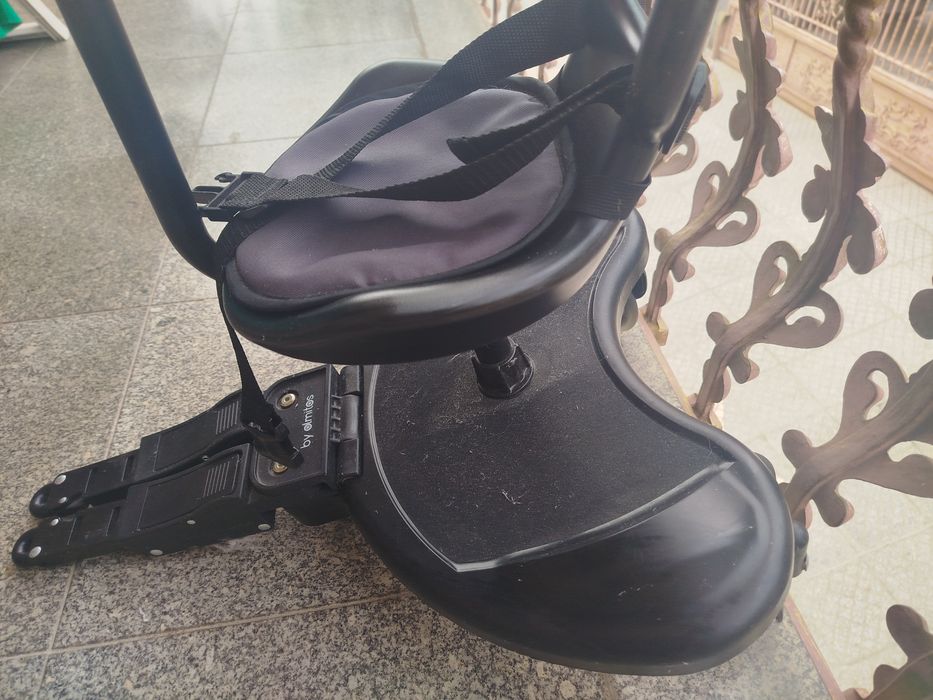 Plataforma / Patim Universal com Assento para Carrinho de Bebé