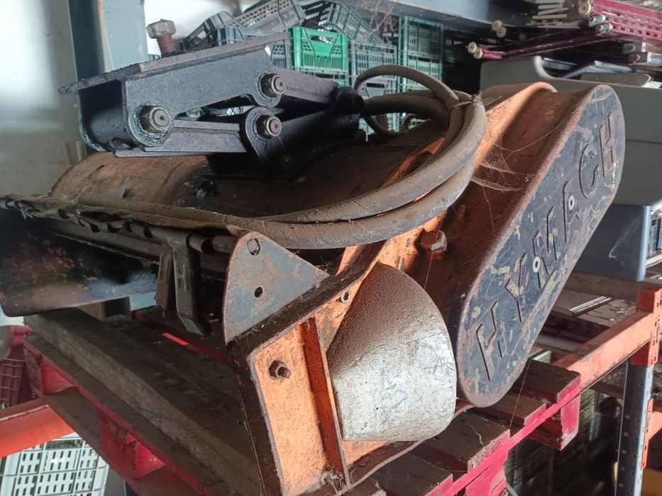 Triturador para giratoria Trator de rastos