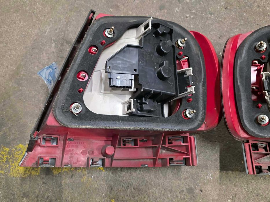 lampy audi a4 b5 lift tył