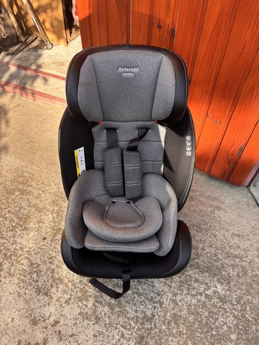 Дитяче автокрісло carrello asteroid