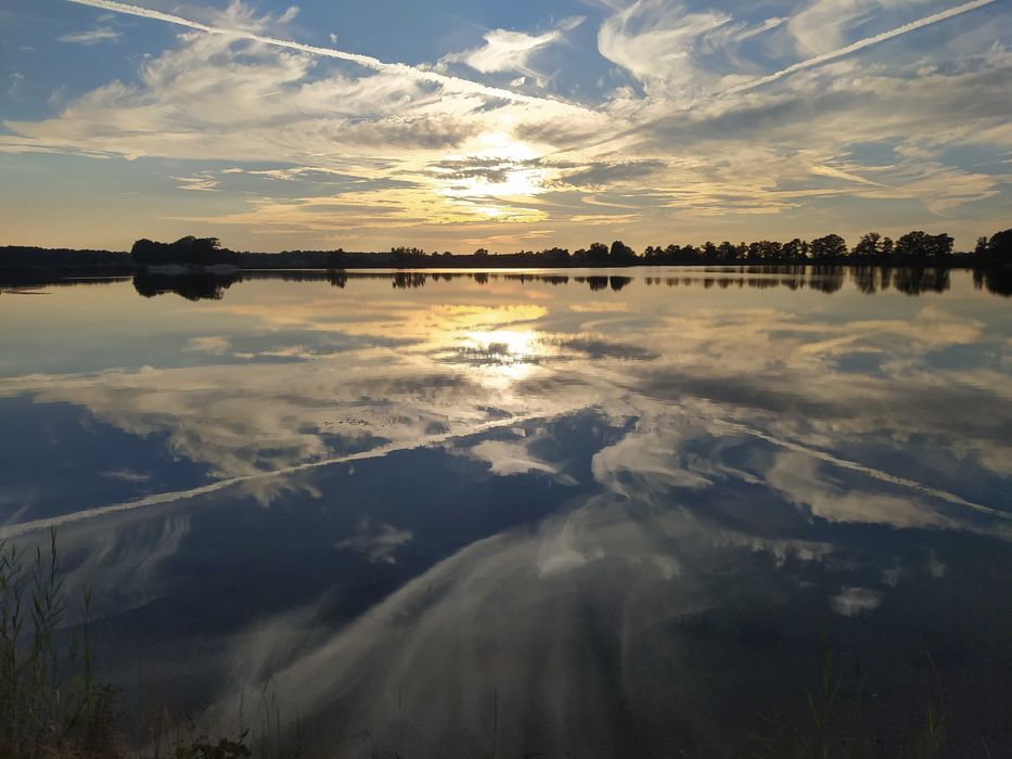 Działka budowlana nad jeziorem Żelazna