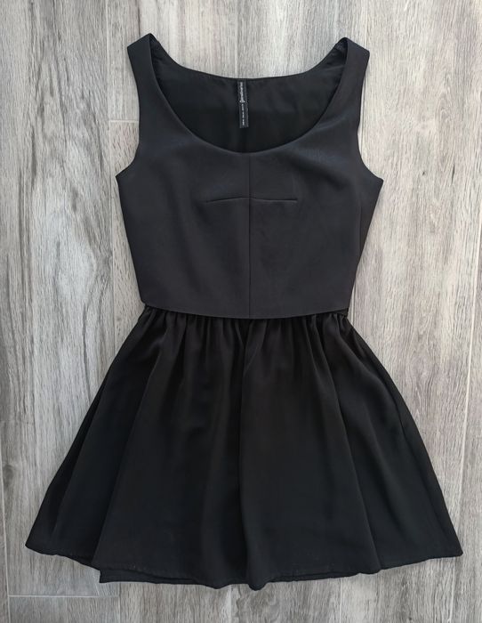Sukienka stradivarius mini czarna nowa