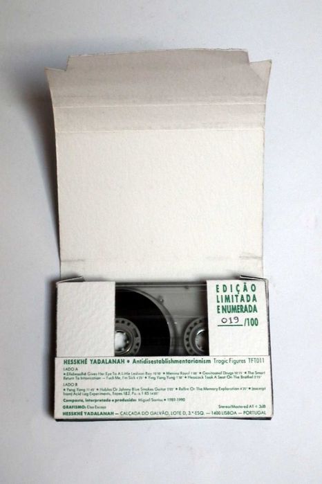 "Antidisestablishmentarianism" de Hesskhé Yadalanah. 1990 Envio grátis