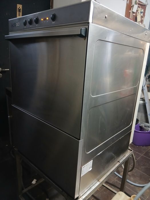 Máquina lavar loiça