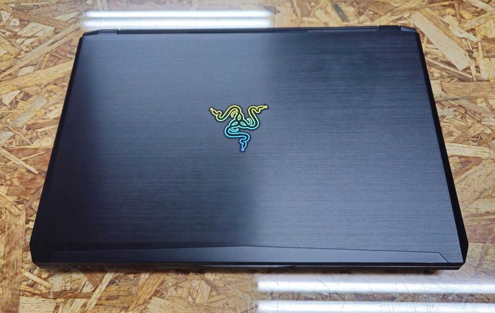 Portatil Gaming Clevo P650