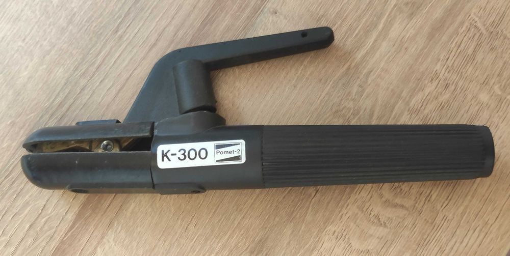 Uchwyt Elektrodowy K300 Spawanie MMA 300A Spawalniczy do Elektrod Otul