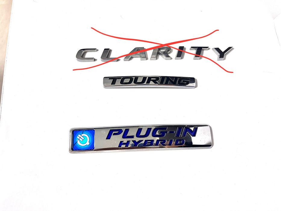 Продам значок, емблема Honda clarity