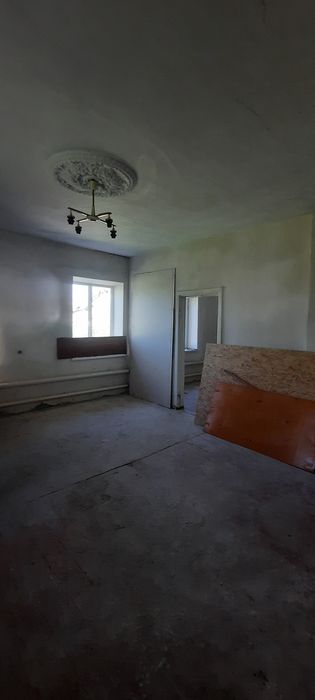 Будинок на Володимирській (Довгинцево)