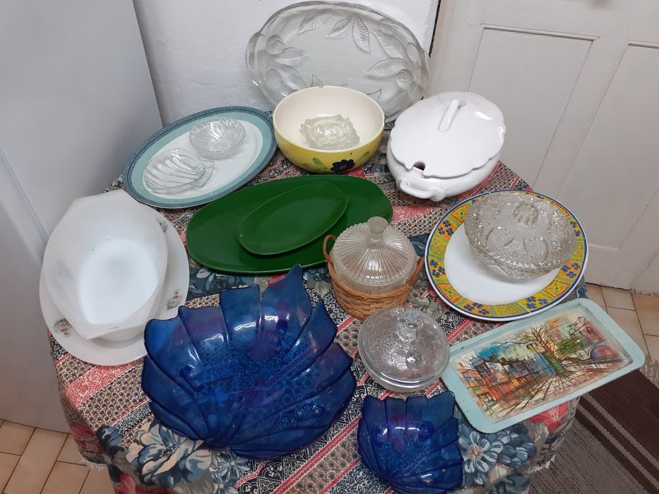 Assorted New Tableware64586271612417127