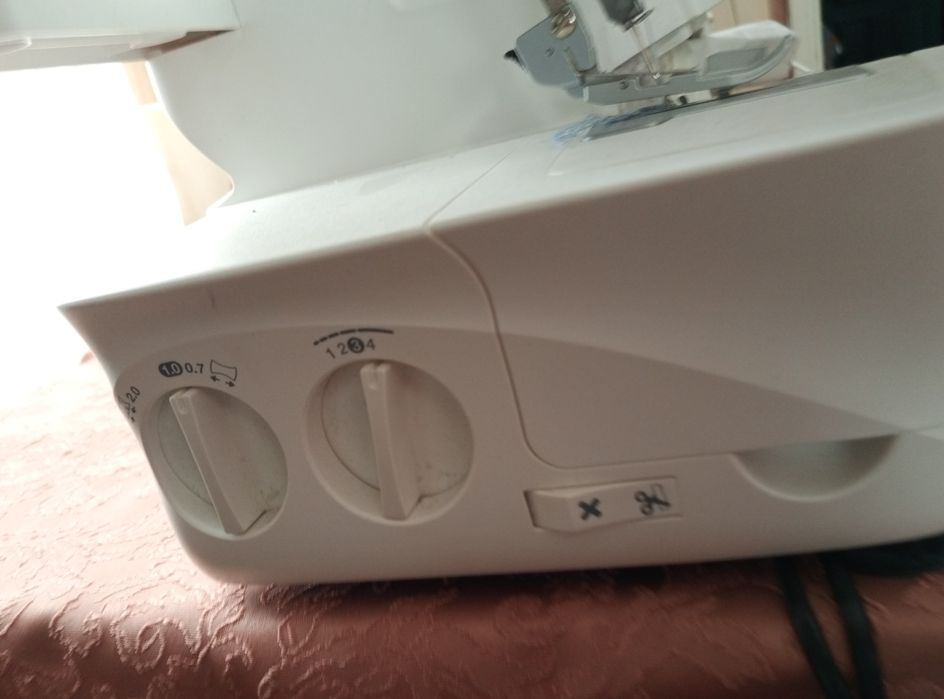 Оверлок Singer S14-78