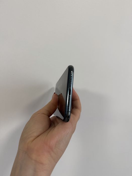 iPhone 11 Pro Max 256GB зелений + чохли у подарунок