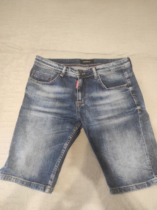 Мужские    шорты Dsquared
