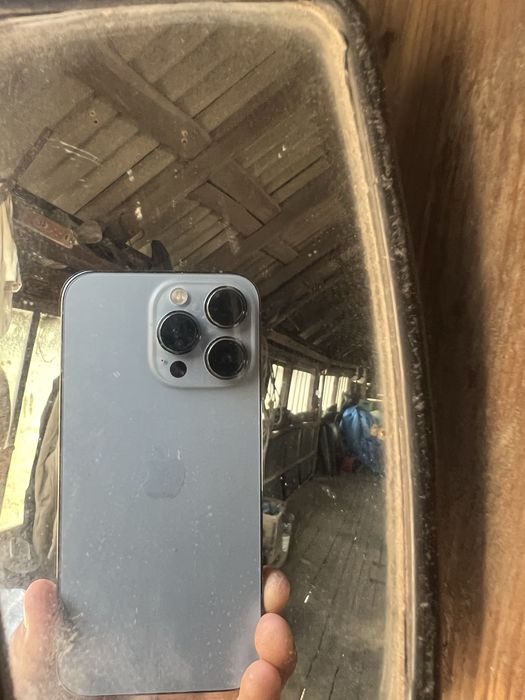 Продам iPhone 13 Pro синий аккумулятор 100% 512 ГБ памяти один раз менялся АКБ из iPhone 13 Pro который разбирался