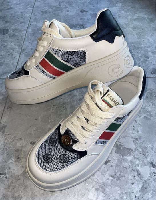 Nowe damskie adidasy , dostepne rozmiary 38-40