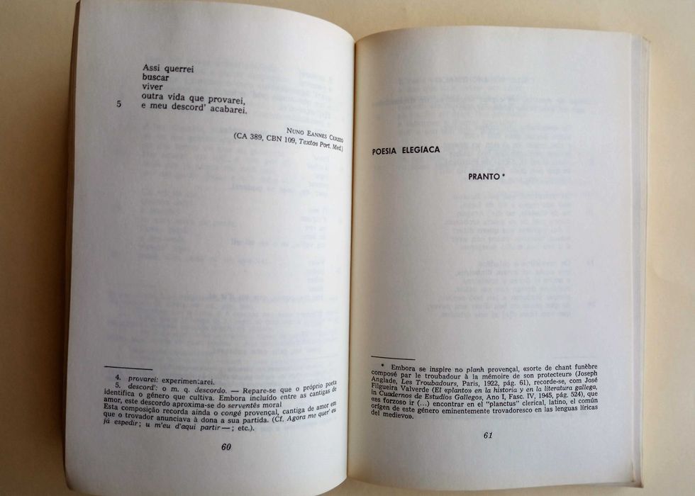 Antologia Literária Comentada - Idade Média. Maria Ema Tarracha