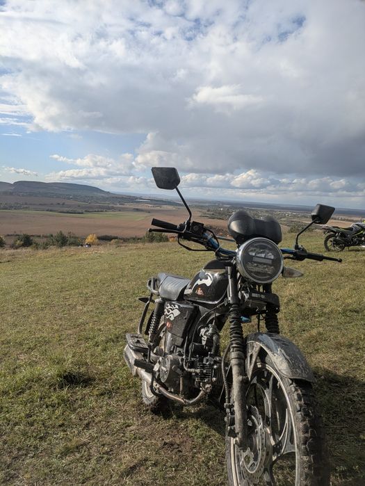 Продам mustang 125