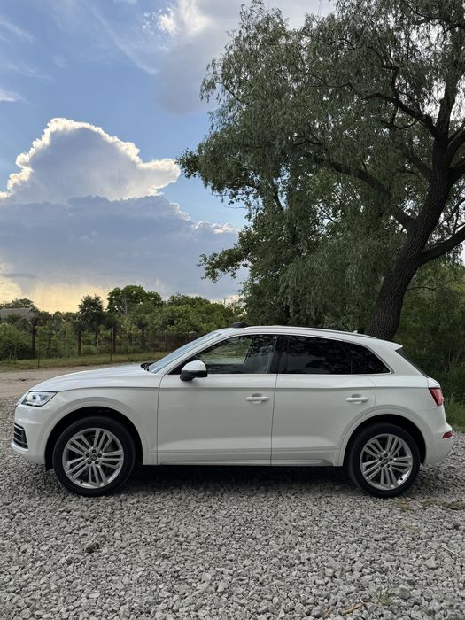Audi Q5 2018 VIN WA1BNAFY4J2153543 фото оголошення 6 з 12