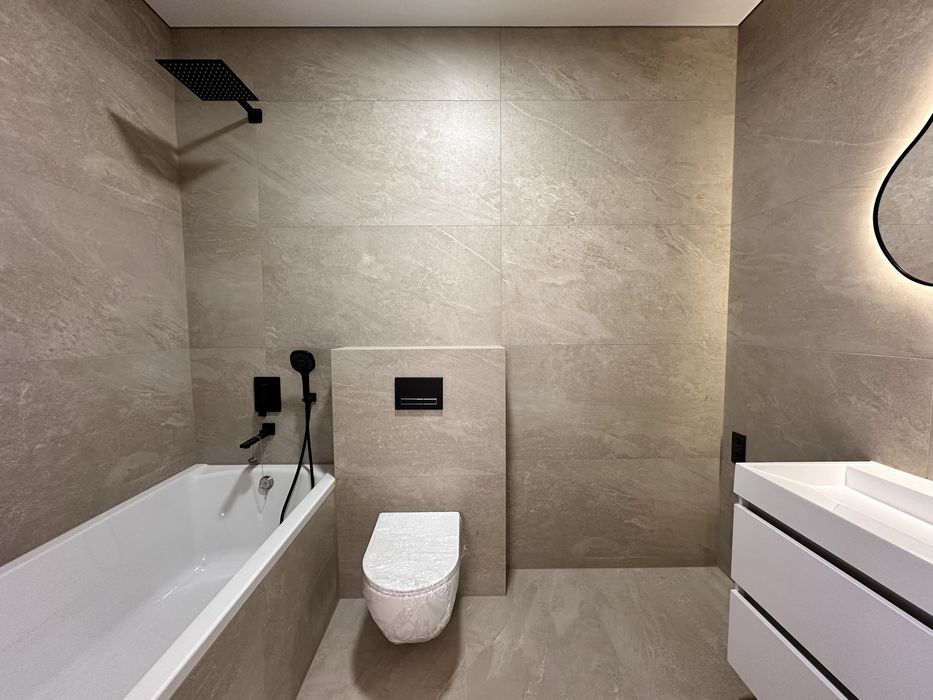 Сучасний ДУПЛЕКС з ремонтом, меблями і технікою в передімісті Києва