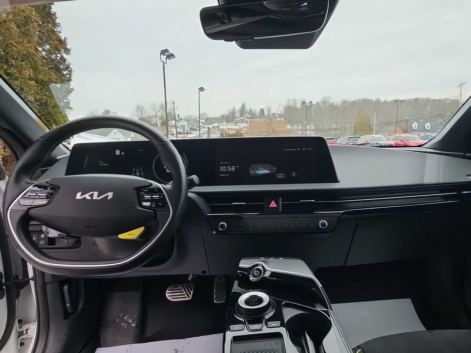 Kia EV6 GT      2023