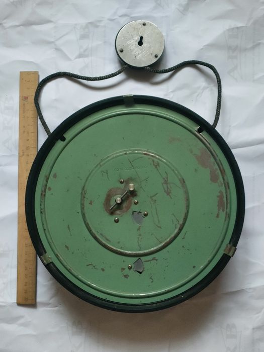 Маяк с барометром