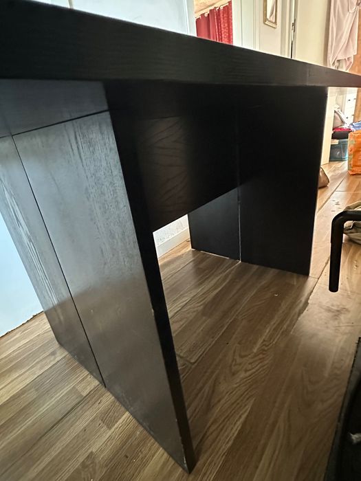 Mesa de jantar dobrável da ÁREA