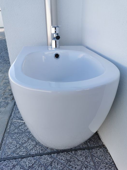 Bidé branco como novo