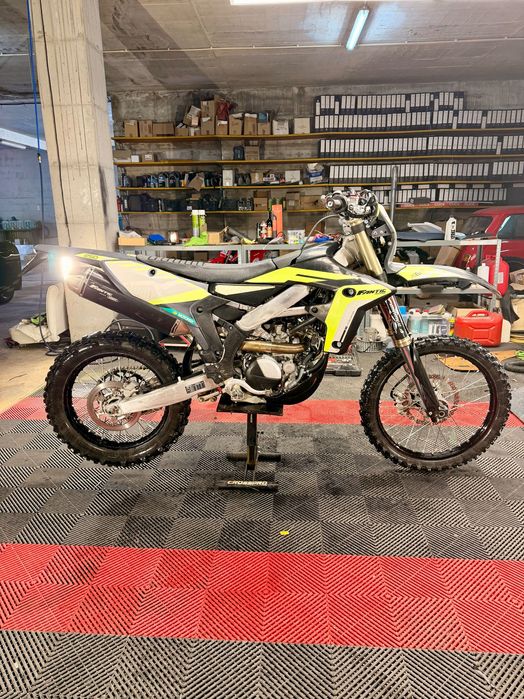 Fantic XEF 250 de 2024