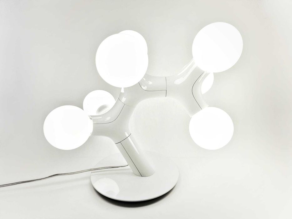 Candeeiro de mesa DNA triple 7