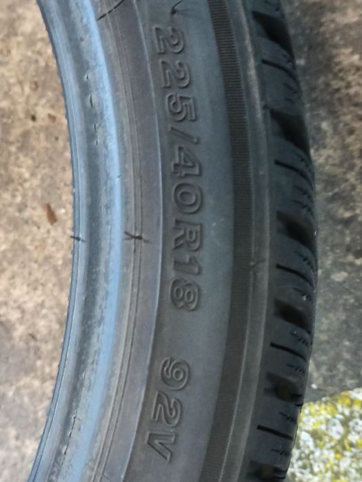 225 40 r18 92V Bridgestone Blizzak LM005 para zima wymiana